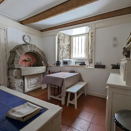 Дом отдыха Rustique Au Coeur De L'allier Avec Poele A Bois - Fr-1-582-543