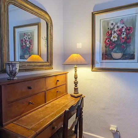 Rustique Au Coeur De L'allier Avec Poele A Bois - Fr-1-582-543