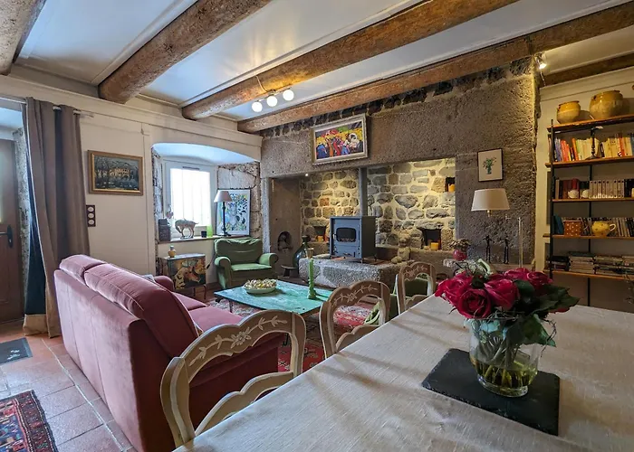 Rustique Au Coeur De L'allier Avec Poele A Bois - Fr-1-582-543